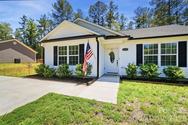 1217 Belmont Circle Drive, Lancaster, SC 29720