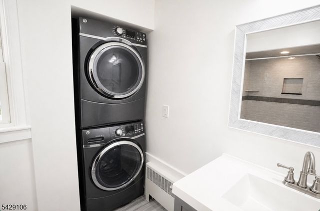 946 50 Park Ave, Elizabeth City, NJ 07208