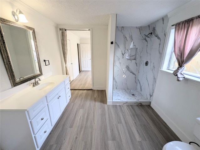 2306 Garvey Drive A, Pasadena, TX 77506