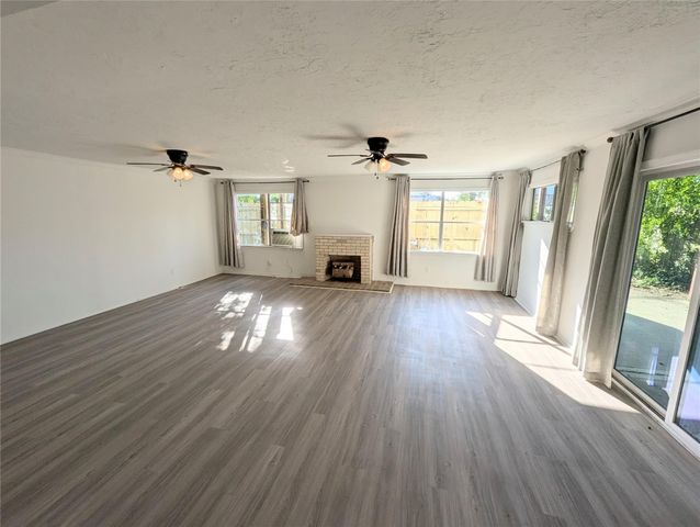 2306 Garvey Drive A, Pasadena, TX 77506