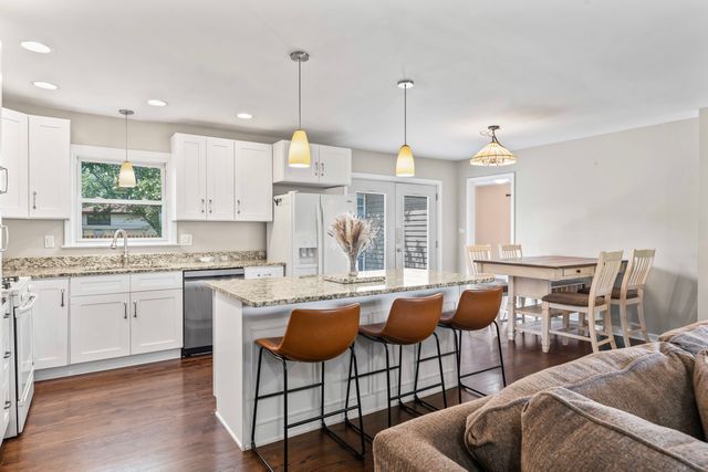 22W351 Birchwood Drive, Glen Ellyn, IL 60137