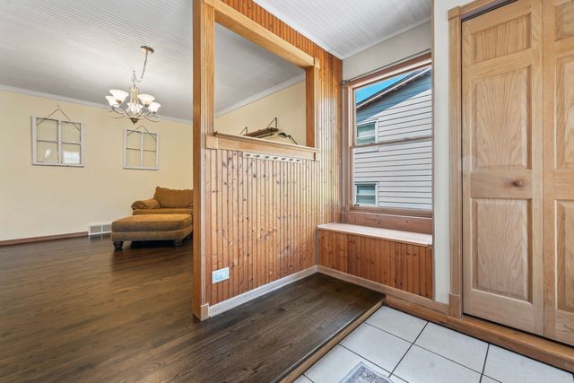 22W351 Birchwood Drive, Glen Ellyn, IL 60137