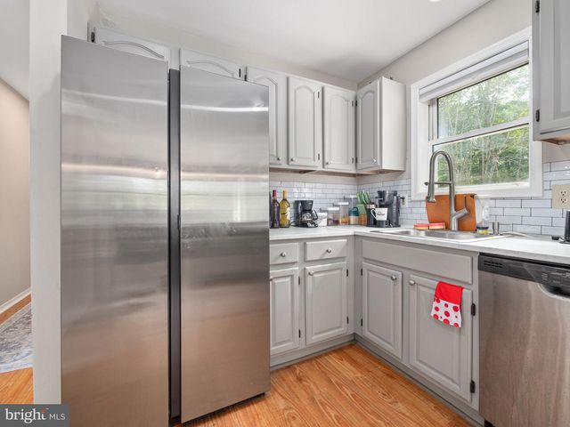 1533 BLACK BIRCH WAY, Tobyhanna, PA 18466