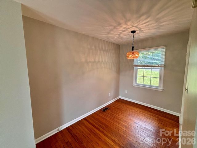 547 Wakefield Drive, Charlotte, NC 28209