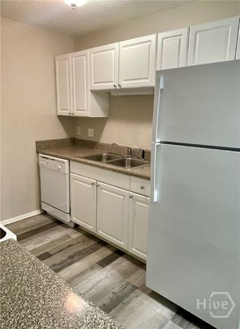 401 N Cromwell Road F6, Savannah, GA 31410