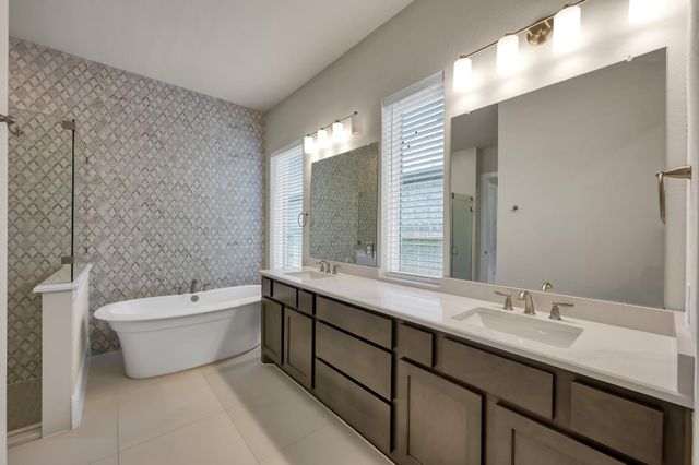 316 Coldwater Creek Court, Conroe, TX 77304