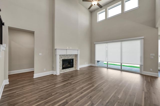 316 Coldwater Creek Court, Conroe, TX 77304