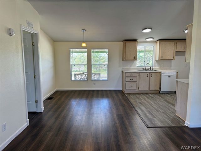 1575 S Roy Road, Kingman, AZ 86401