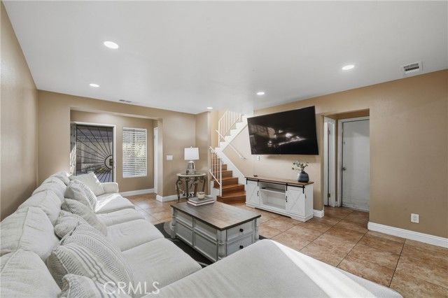 4505 Santa Ana C, Cudahy, CA 90201