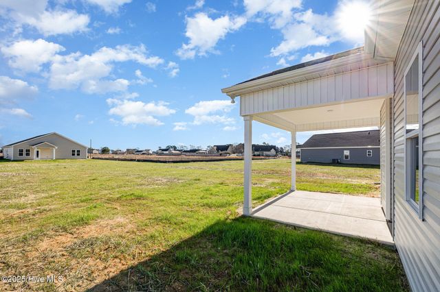 102 Bella Place, La Grange, NC 28551