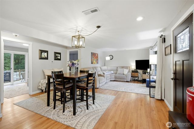 21007 NE 66th Street, Redmond, WA 98053