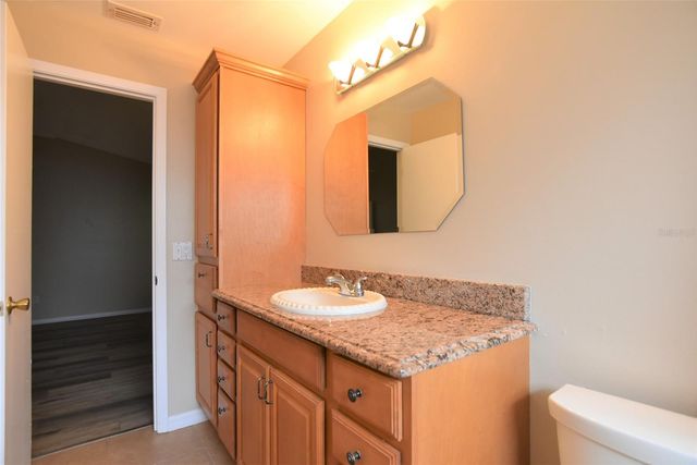 1099 MCKINNON AVENUE, Oviedo, FL 32765