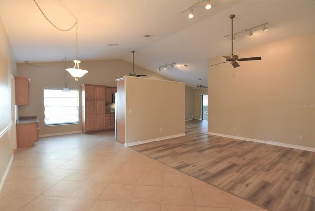 1099 MCKINNON AVENUE, Oviedo, FL 32765