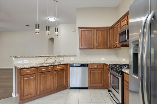 328 Hidden Brook LN, Round Rock, TX 78665