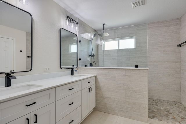 328 Hidden Brook LN, Round Rock, TX 78665