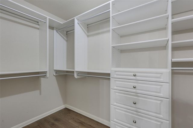 328 Hidden Brook LN, Round Rock, TX 78665