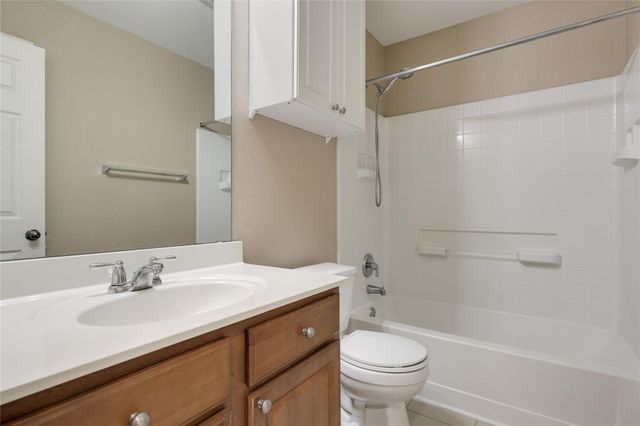 328 Hidden Brook LN, Round Rock, TX 78665