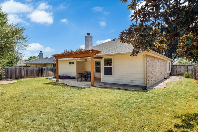 328 Hidden Brook LN, Round Rock, TX 78665