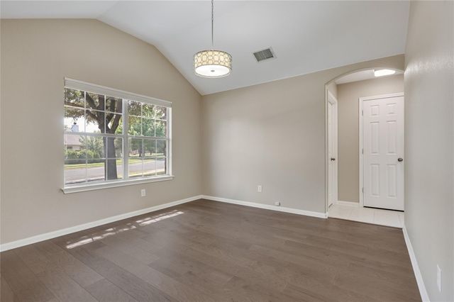 328 Hidden Brook LN, Round Rock, TX 78665