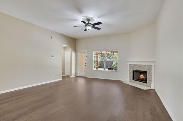 328 Hidden Brook LN, Round Rock, TX 78665