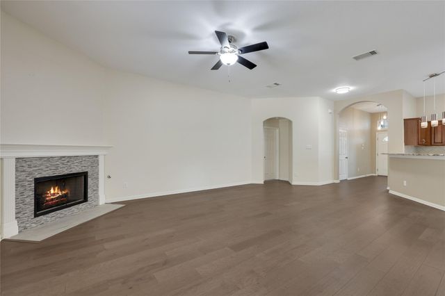 328 Hidden Brook LN, Round Rock, TX 78665