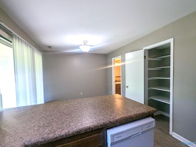 9008 Mahogany Row 4, Huntsville, AL 35802