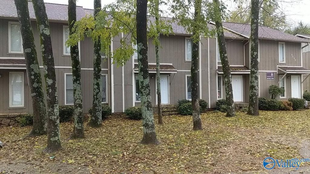 9008 Mahogany Row 4, Huntsville, AL 35802
