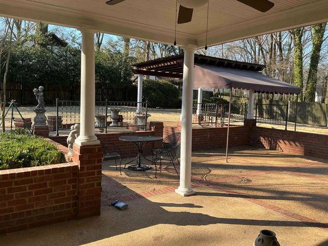 7939 DOVIE LN, Germantown, TN 38138