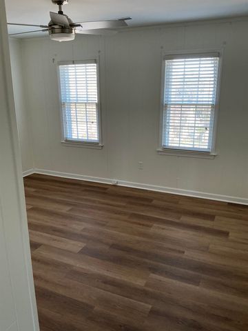 7939 DOVIE LN, Germantown, TN 38138