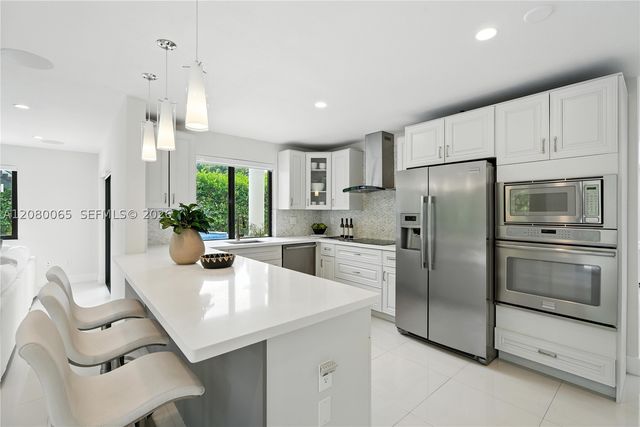 17815 SW 83rd Ct, Palmetto Bay, FL 33157