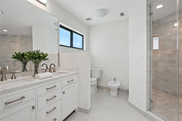 17815 SW 83rd Ct, Palmetto Bay, FL 33157