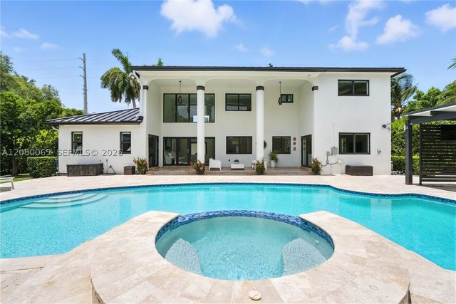 17815 SW 83rd Ct, Palmetto Bay, FL 33157