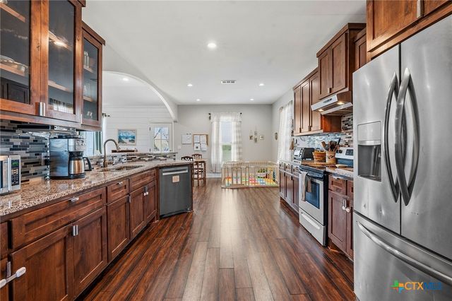 574 Highland Ranch Way, Dale, TX 78616