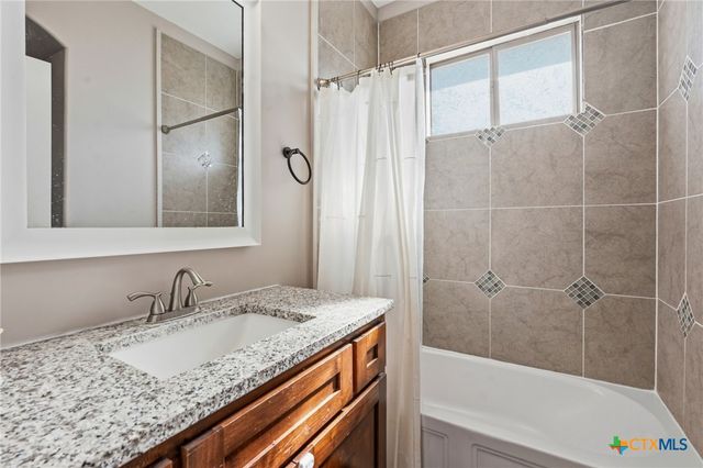 574 Highland Ranch Way, Dale, TX 78616