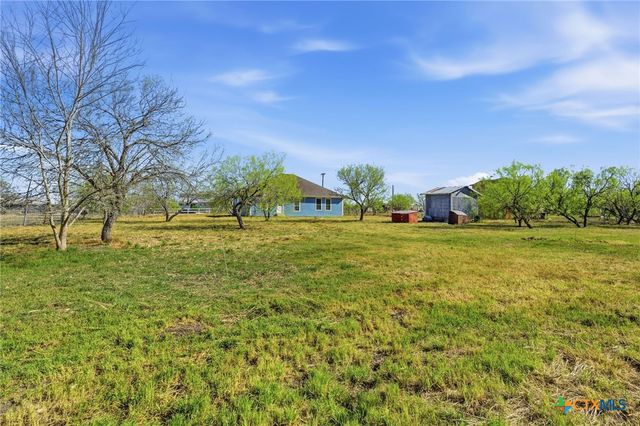 574 Highland Ranch Way, Dale, TX 78616