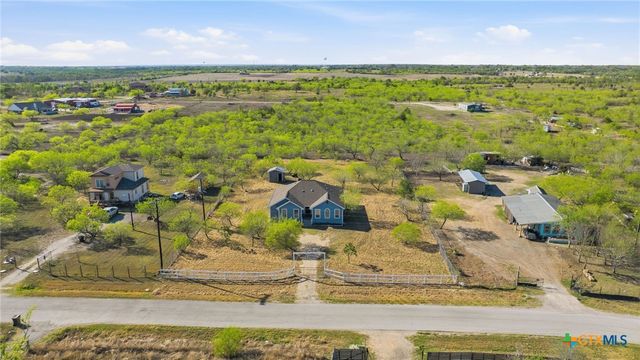 574 Highland Ranch Way, Dale, TX 78616