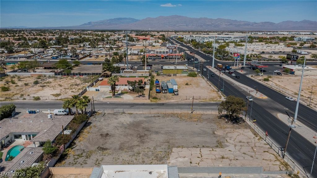 2315 North Decatur Boulevard, Las Vegas, NV 89108