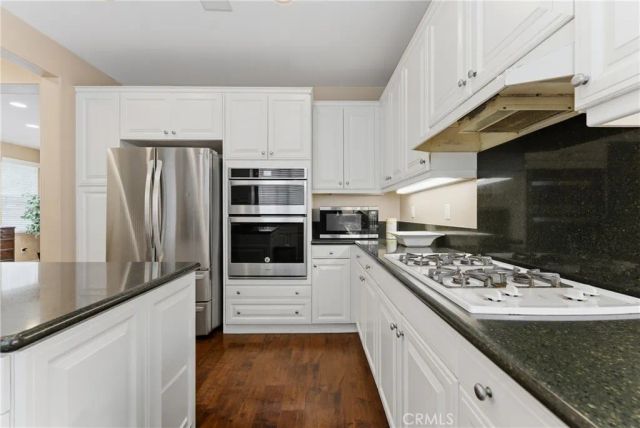 18048 Lemon, Yorba Linda, CA 92886