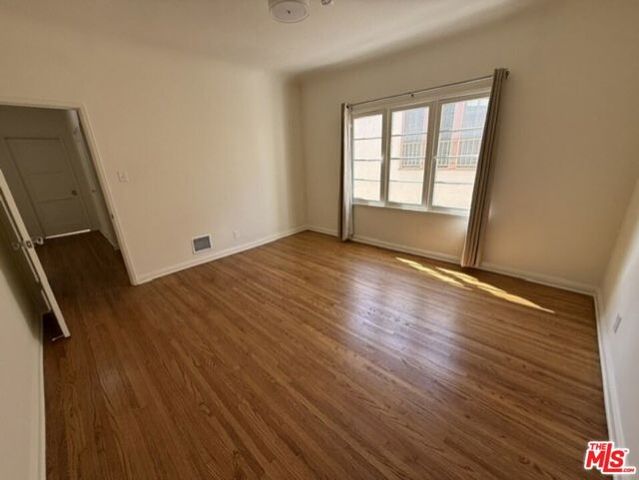 828 S Detroit Street, Los Angeles, CA 90036
