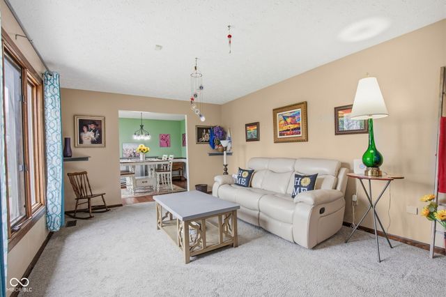 7110 W Meadows Lane, Greenfield, IN 46140