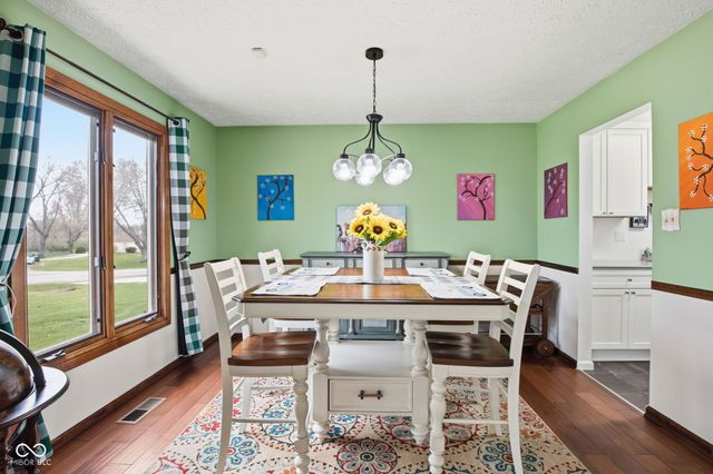 7110 W Meadows Lane, Greenfield, IN 46140