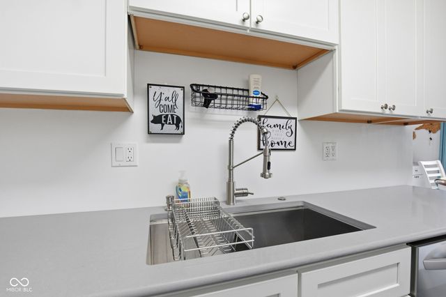 7110 W Meadows Lane, Greenfield, IN 46140