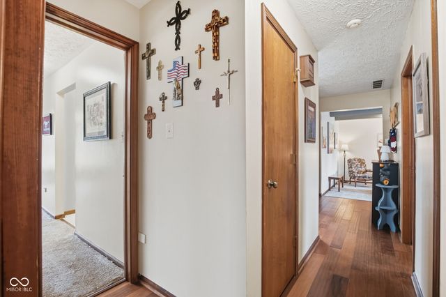 7110 W Meadows Lane, Greenfield, IN 46140