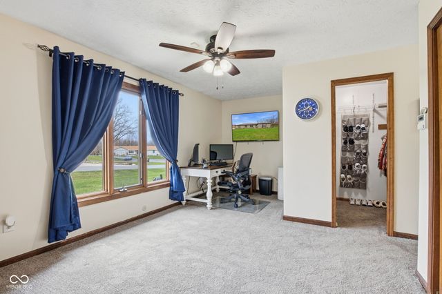 7110 W Meadows Lane, Greenfield, IN 46140