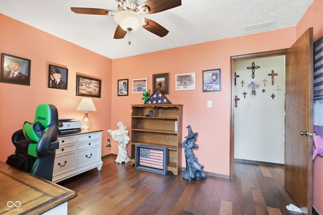 7110 W Meadows Lane, Greenfield, IN 46140