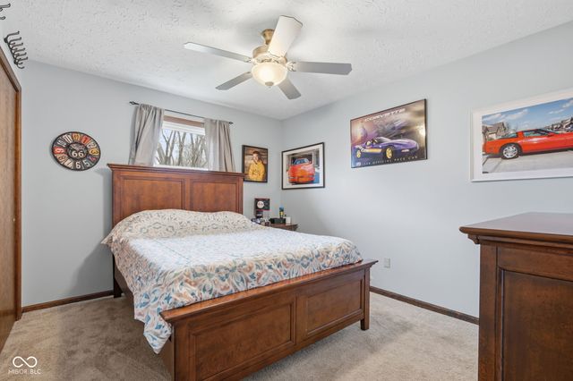 7110 W Meadows Lane, Greenfield, IN 46140