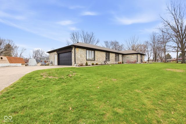 7110 W Meadows Lane, Greenfield, IN 46140