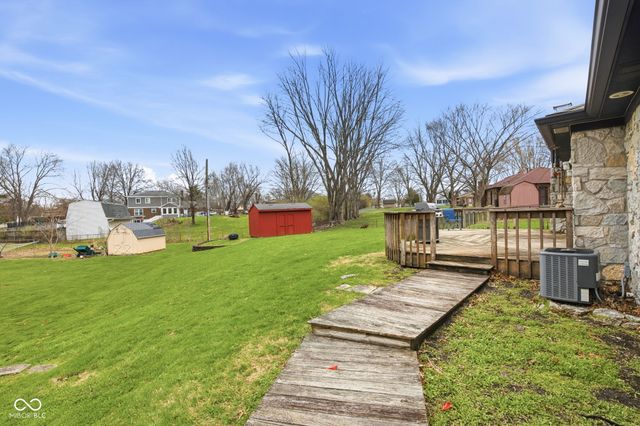 7110 W Meadows Lane, Greenfield, IN 46140