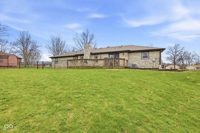 7110 W Meadows Lane, Greenfield, IN 46140