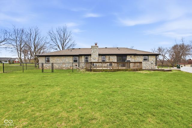 7110 W Meadows Lane, Greenfield, IN 46140